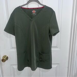 Scrub top Dickie brand olive green sz med
